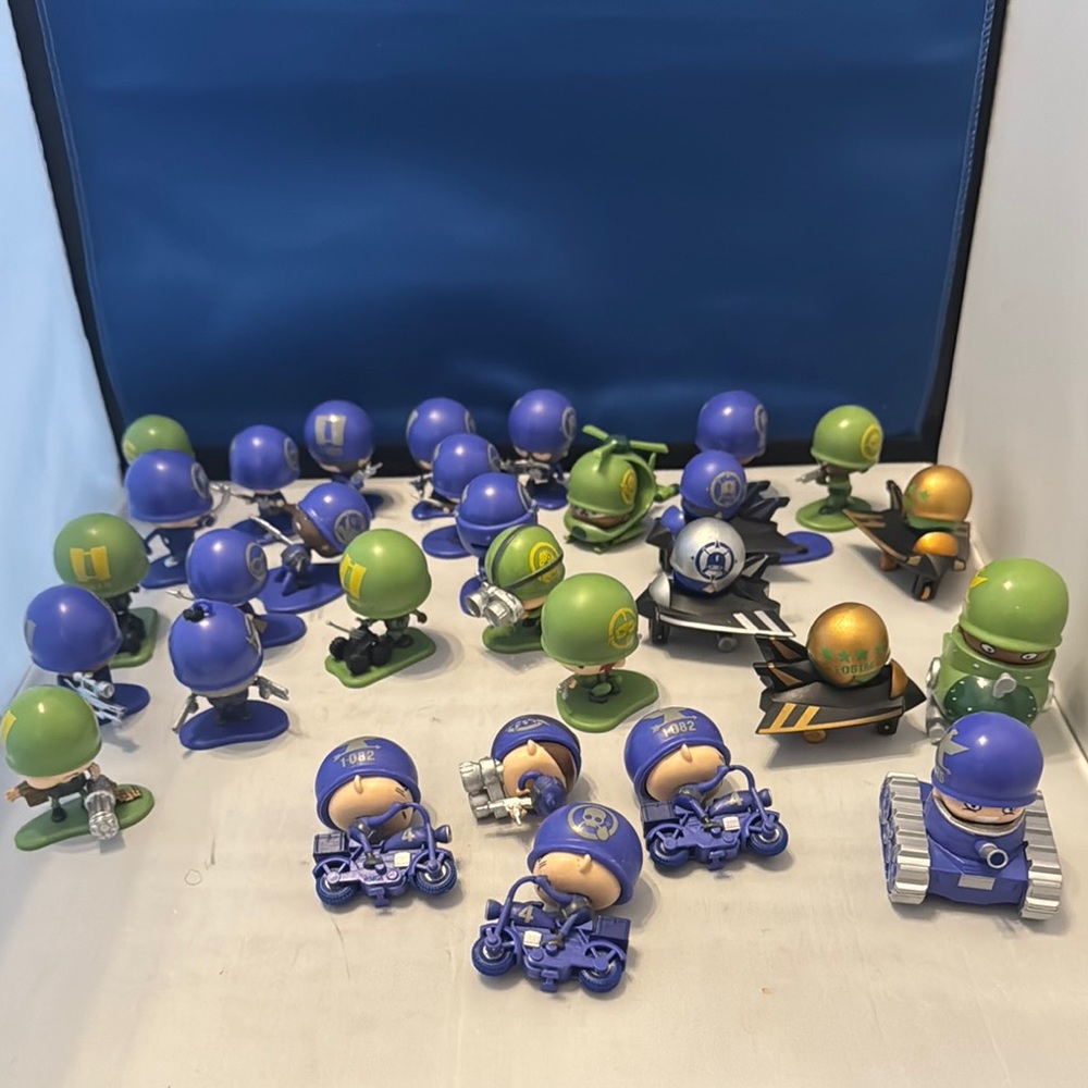Blue and Green Toy Soldier‎ Set 30 pieces